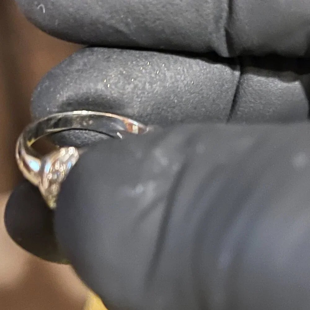 LADYS RING - Picture 5 of 9